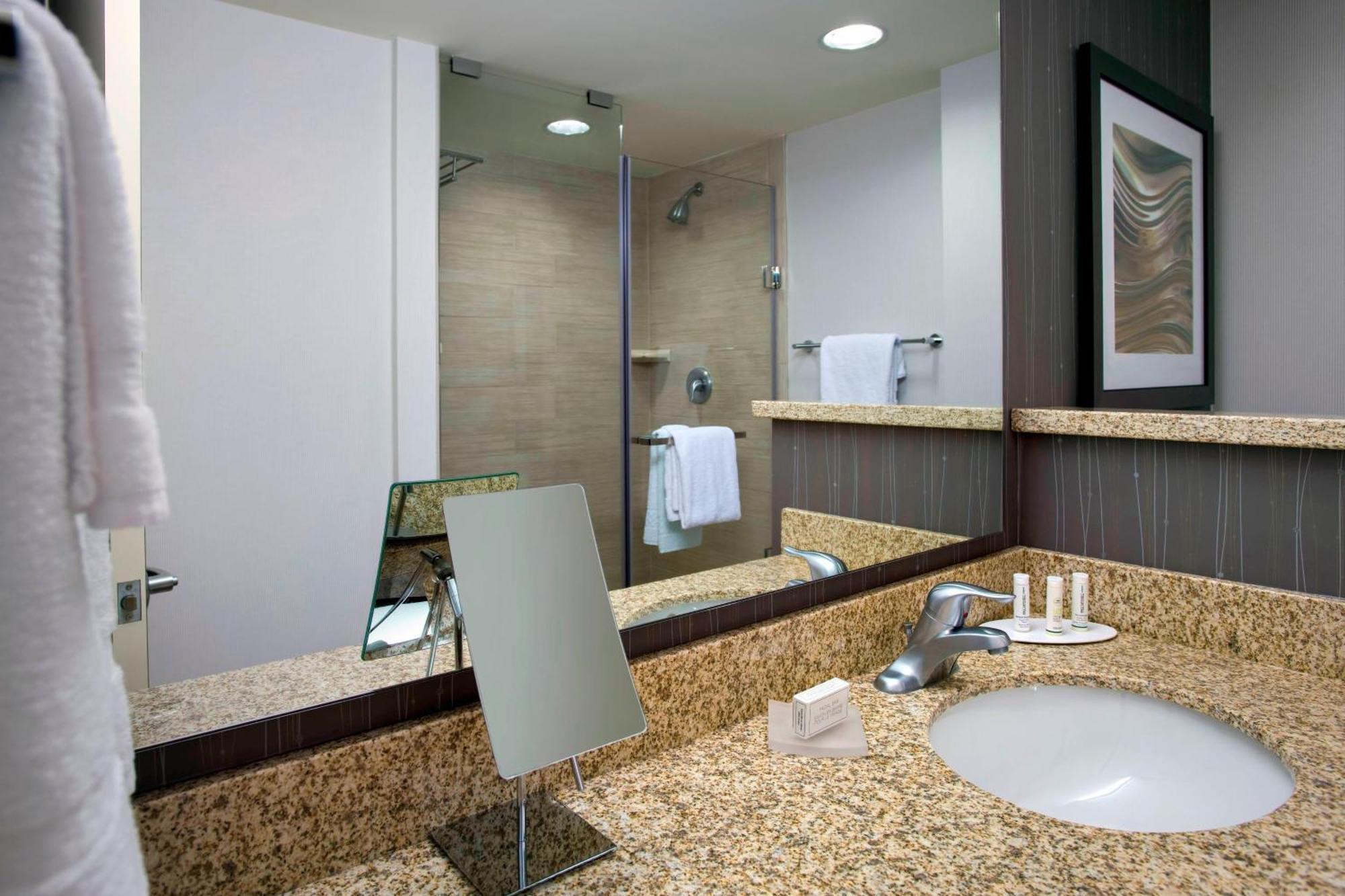 Courtyard By Marriott Philadelphia Lansdale Hotel Buitenkant foto